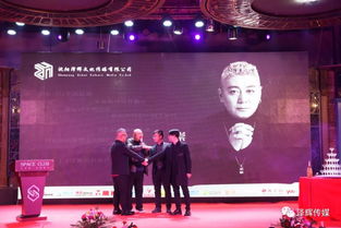 音乐鬼才唱作人崇亮正式签约泽辉传媒