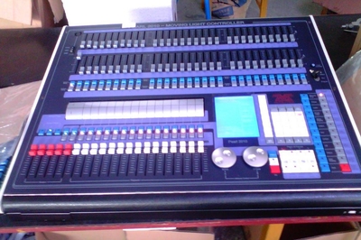 北京龙腾凤集国际文化传媒公司为