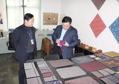 中共二七区委办公室常务副主任冯沛一行莅临瑞光创意工厂指导工作