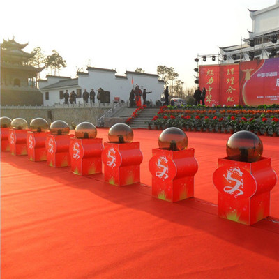 巴中多米诺租赁盛大开业，携手成都丽思卡路文化传媒共创吉尼斯纪录